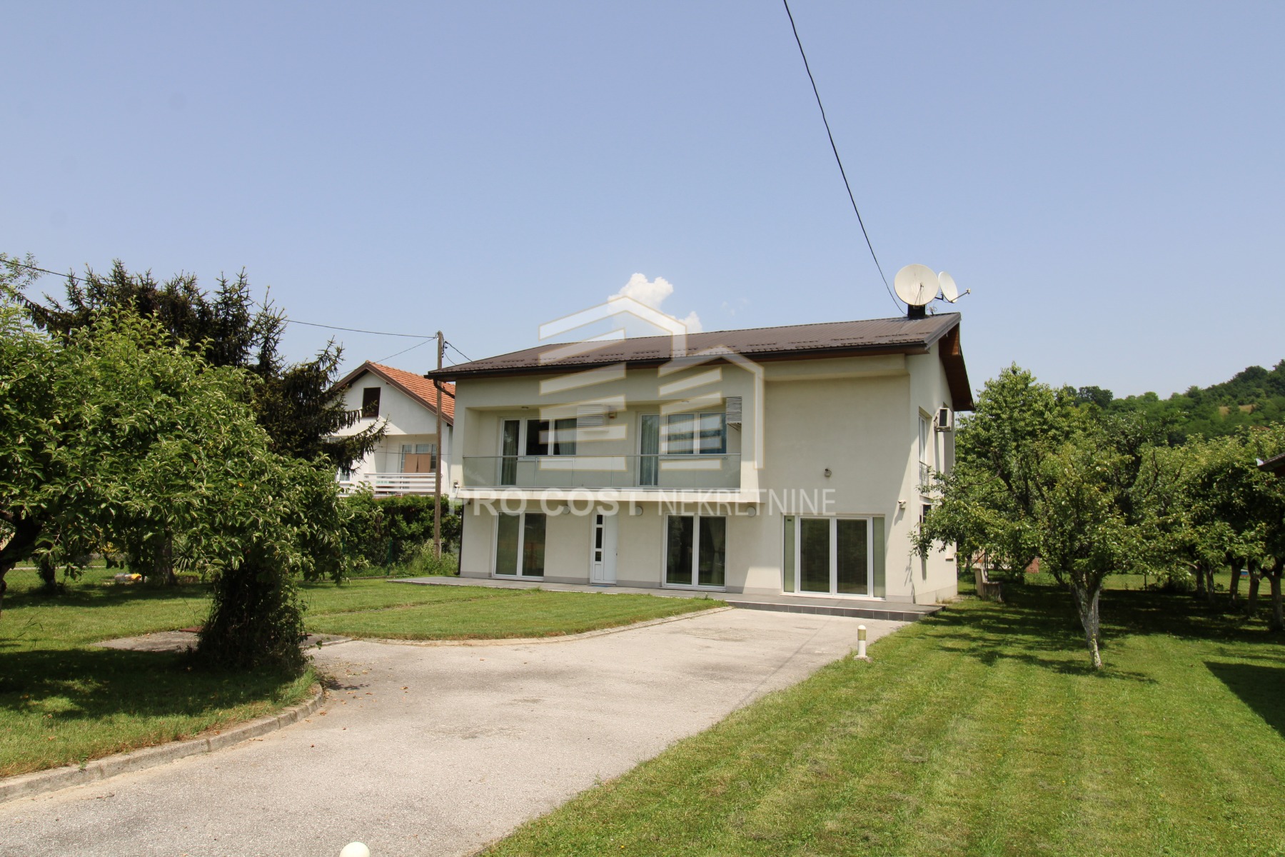 Kuća Lješevo 145m² sa okućnicom