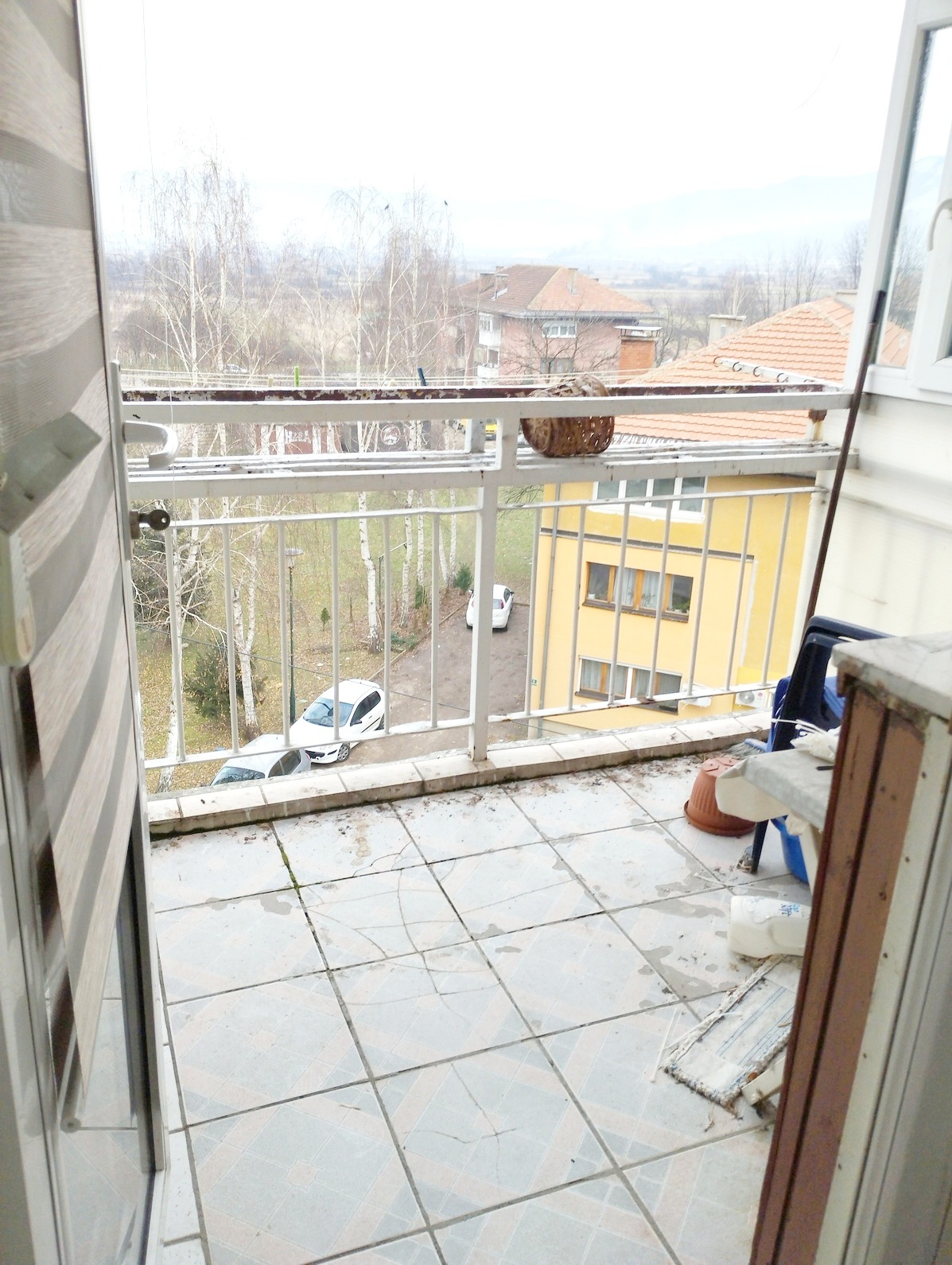 Prodaje se trosoban stan 55m² sa dva balkona Ilidža Hrasnica