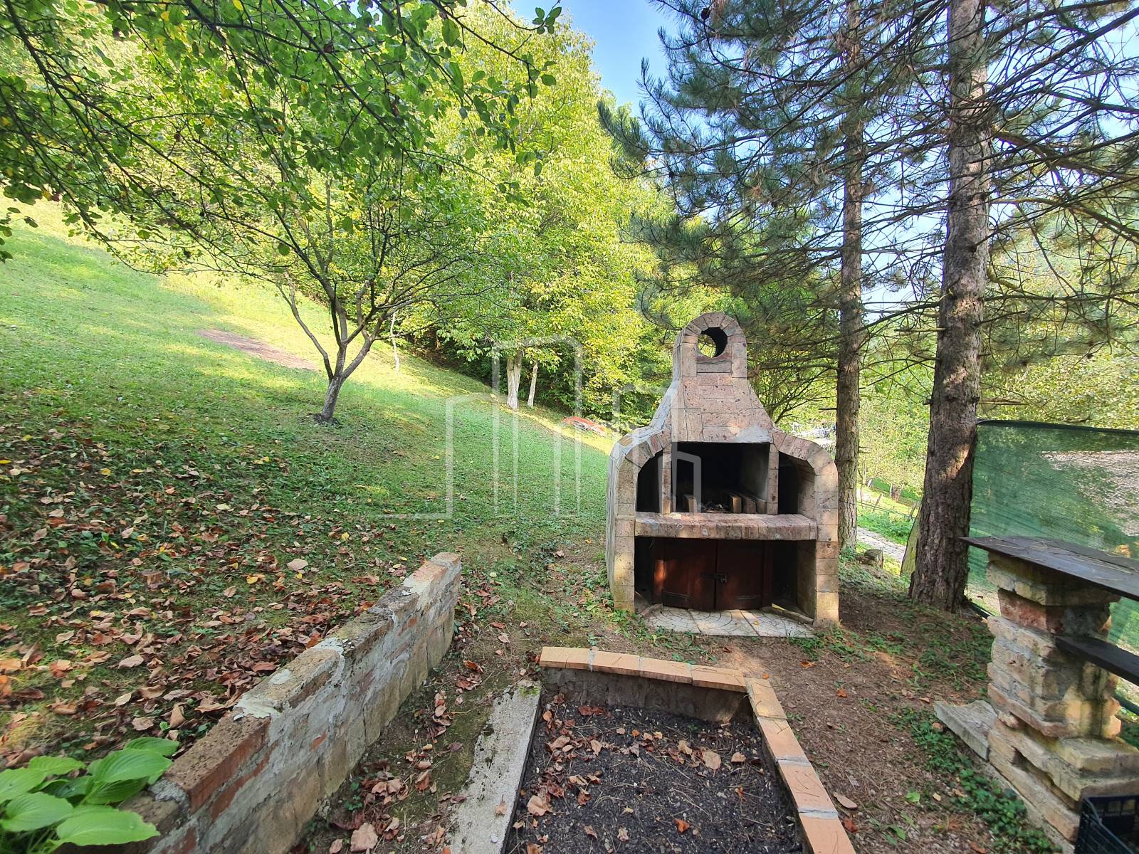 Prodaja kuća i zemljište Vogosca