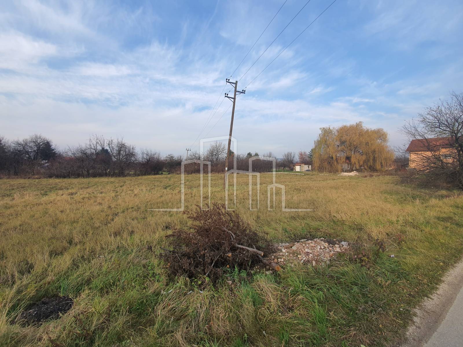 Prodaja gradjevinsko zemljiste 2 placa