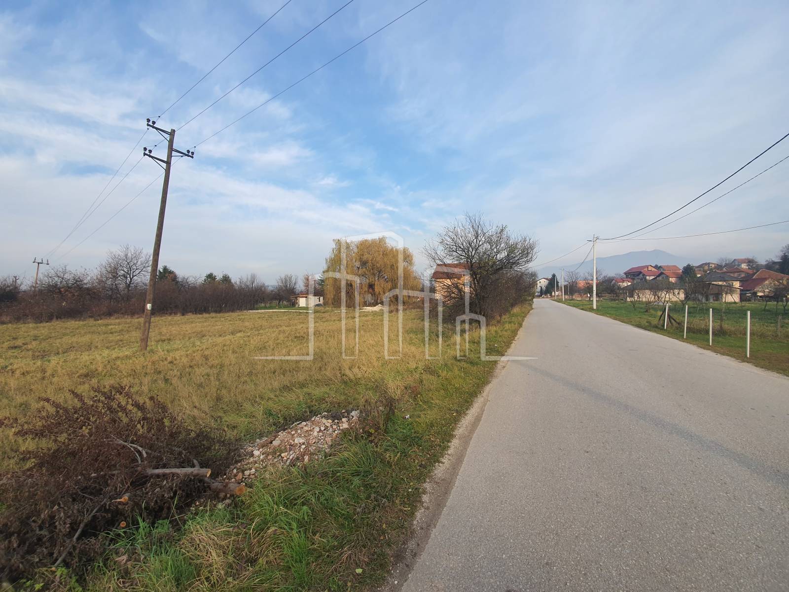 Prodaja gradjevinsko zemljiste 2 placa