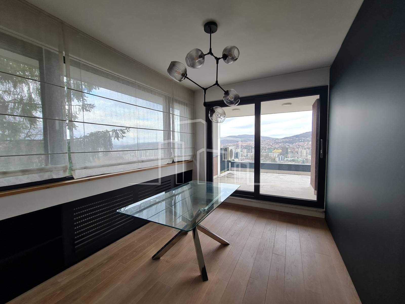 Penthouse/stan novogradnja Vraca Sarajevo NAJAM