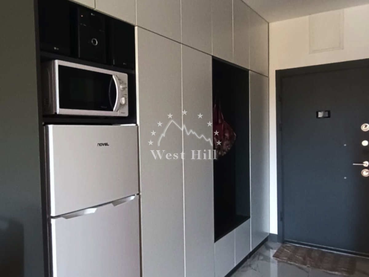 Studio apartman u kompleksu sa bazenom