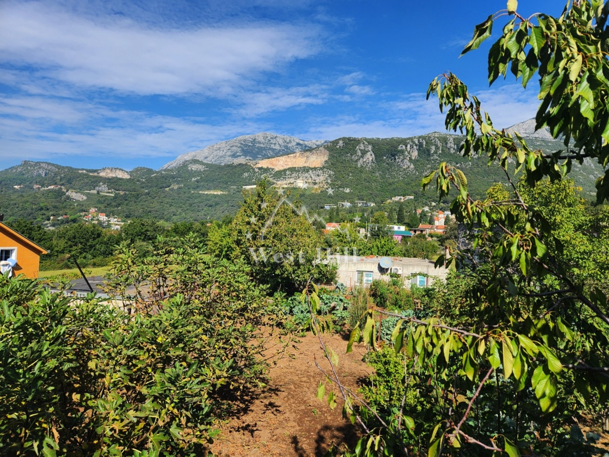 Dio od kući na prodaju, Podi