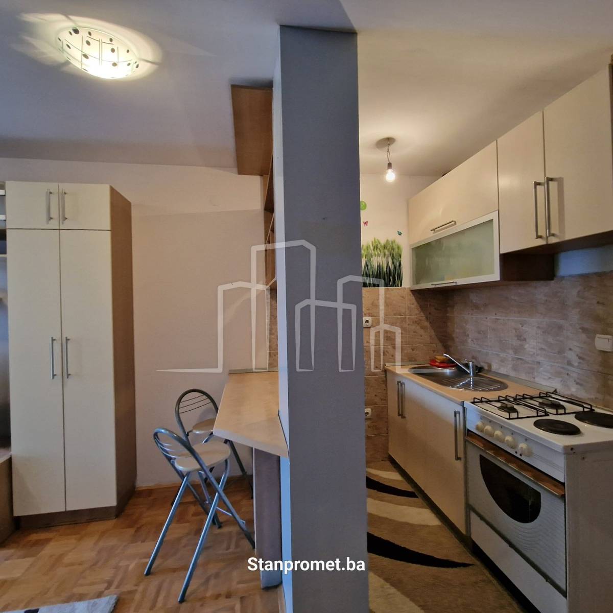 Garsonjera prodaja 29m² Pale grad