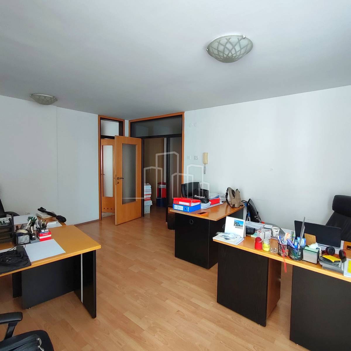 Kancelarijski poslovni prostor 65m² Centar najam