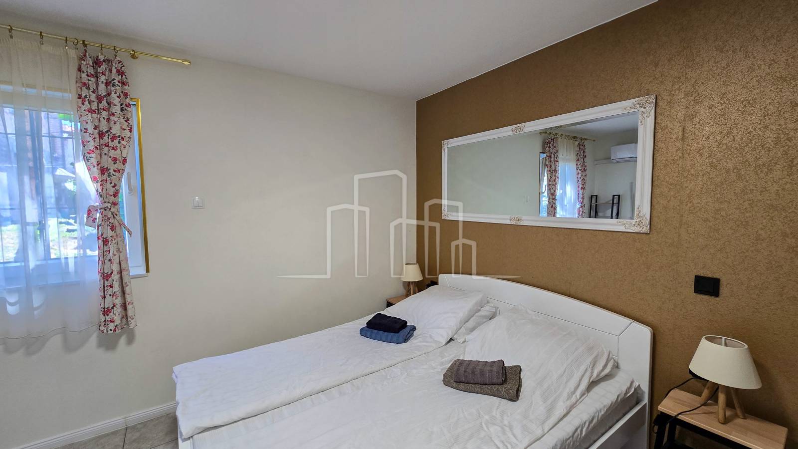 PRILIKA Opremljen stan na dan sa Booking profilom prodaja 34m² +6m² vešeraj Bjelave Centar