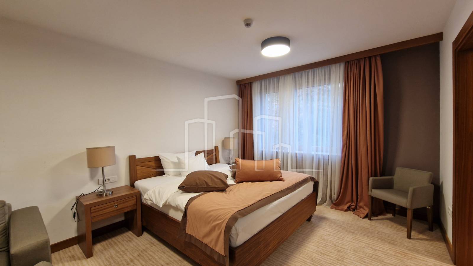 Opremljen komforan apartman od 51m² 2 sprat apart Hotel Vučko