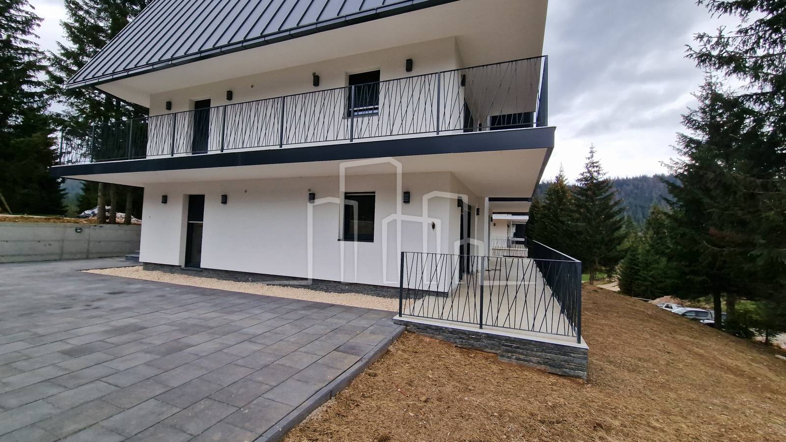 Novogradnja dvoetazni apartman Jahorina Dvorišta