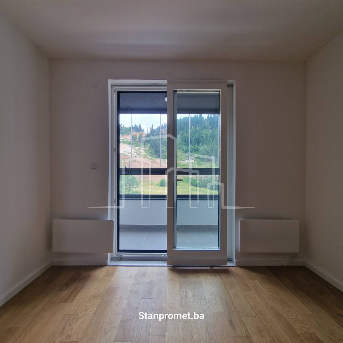 Apartman Snježna dolina Jahorina useljivo 52m² sa dva balkona