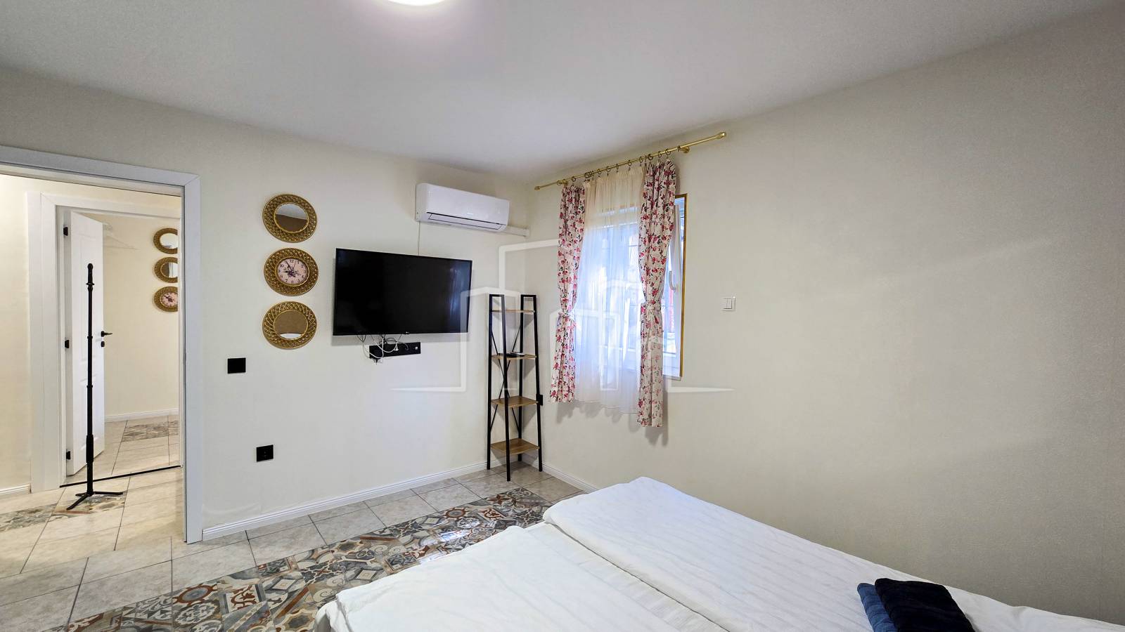 PRILIKA Opremljen stan na dan sa Booking profilom prodaja 34m² +6m² vešeraj Bjelave Centar