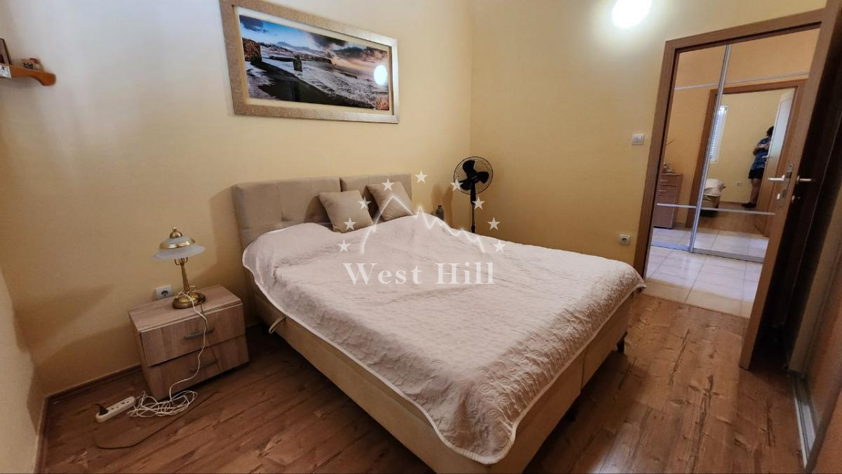 Apartman u Djenovici, 150 metara od mora