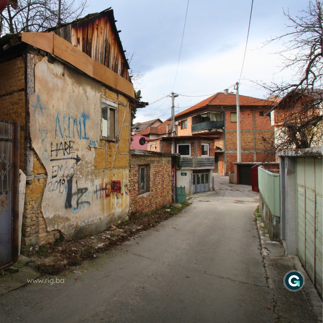 KUĆA SA ZEMLJIŠTEM / Hrasno / PRODAJA